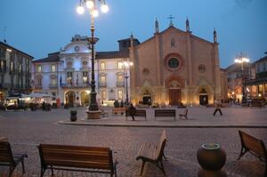 Piazza Sansecondo (Asti)