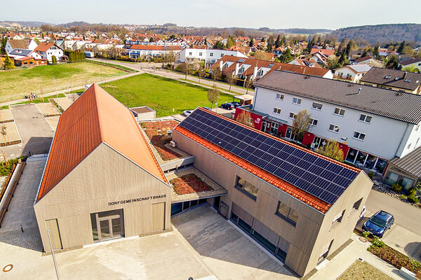 Bild vergr&ouml;&szlig;ern: Dorfgemeinschaftshaus Rißegg