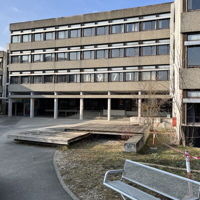 Bild vergr&ouml;&szlig;ern: 2022  PG-Schulhof - Bestand