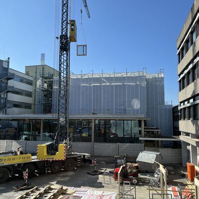 Bild vergr&ouml;&szlig;ern: 2025 PG-Schulhof BA1 Fenstereinbau 2