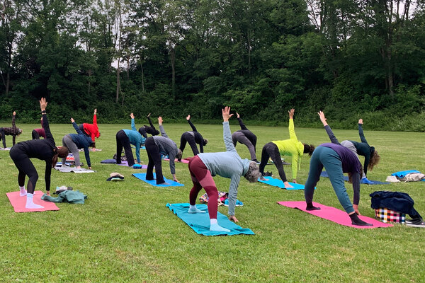 Outdoor-Yoga der vhs