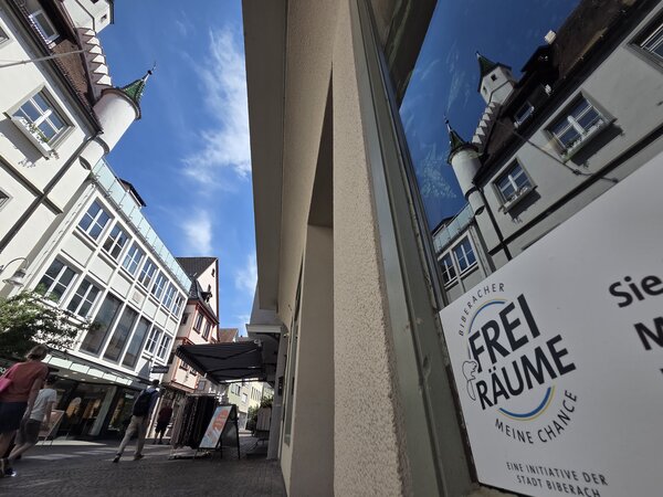 Bei der Aktion „Biberacher Freiräume“ kann man leerstehende Gewerbeimmobilien besichtigen und mit den Eigentümern ins Gespräch kommen.